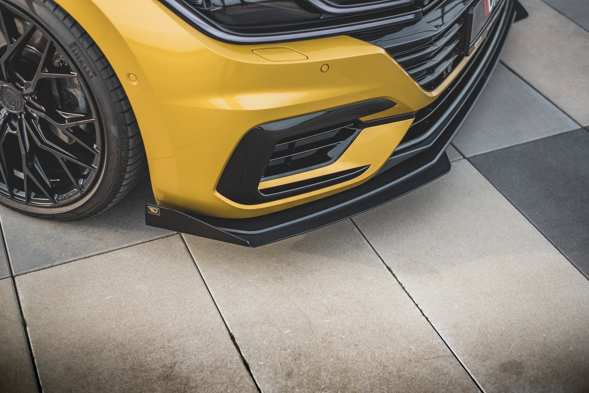 Maxton Design Flaps Volkswagen Arteon R-Line schwarz Hochglanz