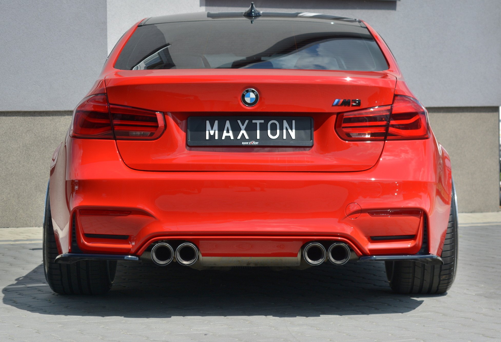 Maxton Design Heck Ansatz Flaps Diffusor V.1 für BMW M3 F80 schwarz Hochglanz