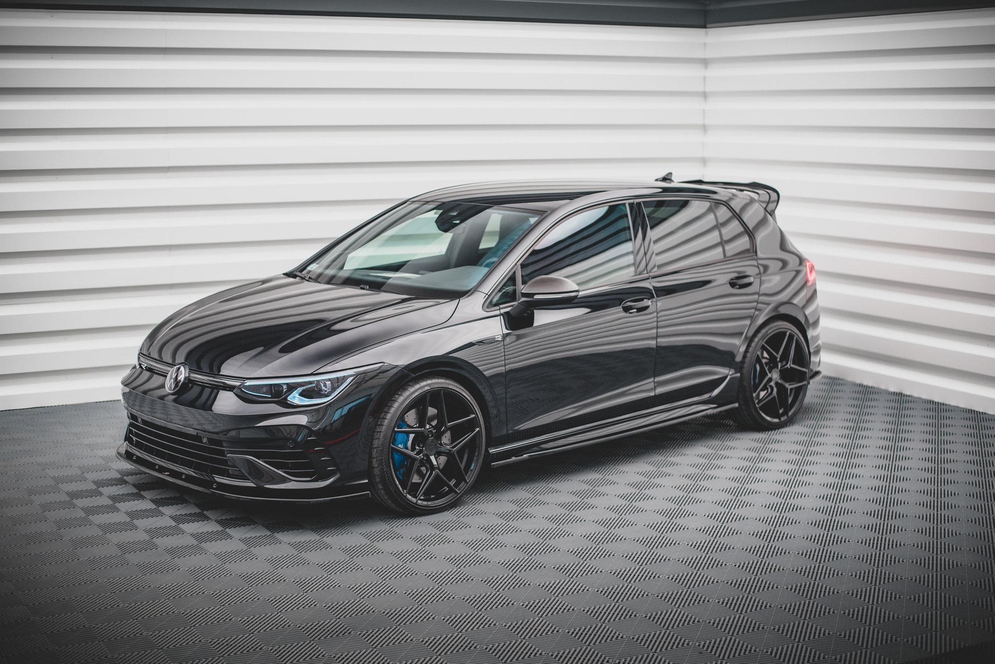 Maxton Design Seitenschweller Ansatz für V.1 für Volkswagen Golf R Mk8 schwarz Hochglanz