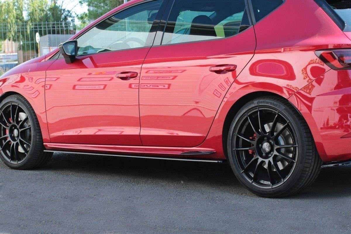 Maxton Design Seitenschweller Ansatz Cup Leisten V.2 für Seat Leon Mk3 Cupra/ FR Facelift schwarz Hochglanz