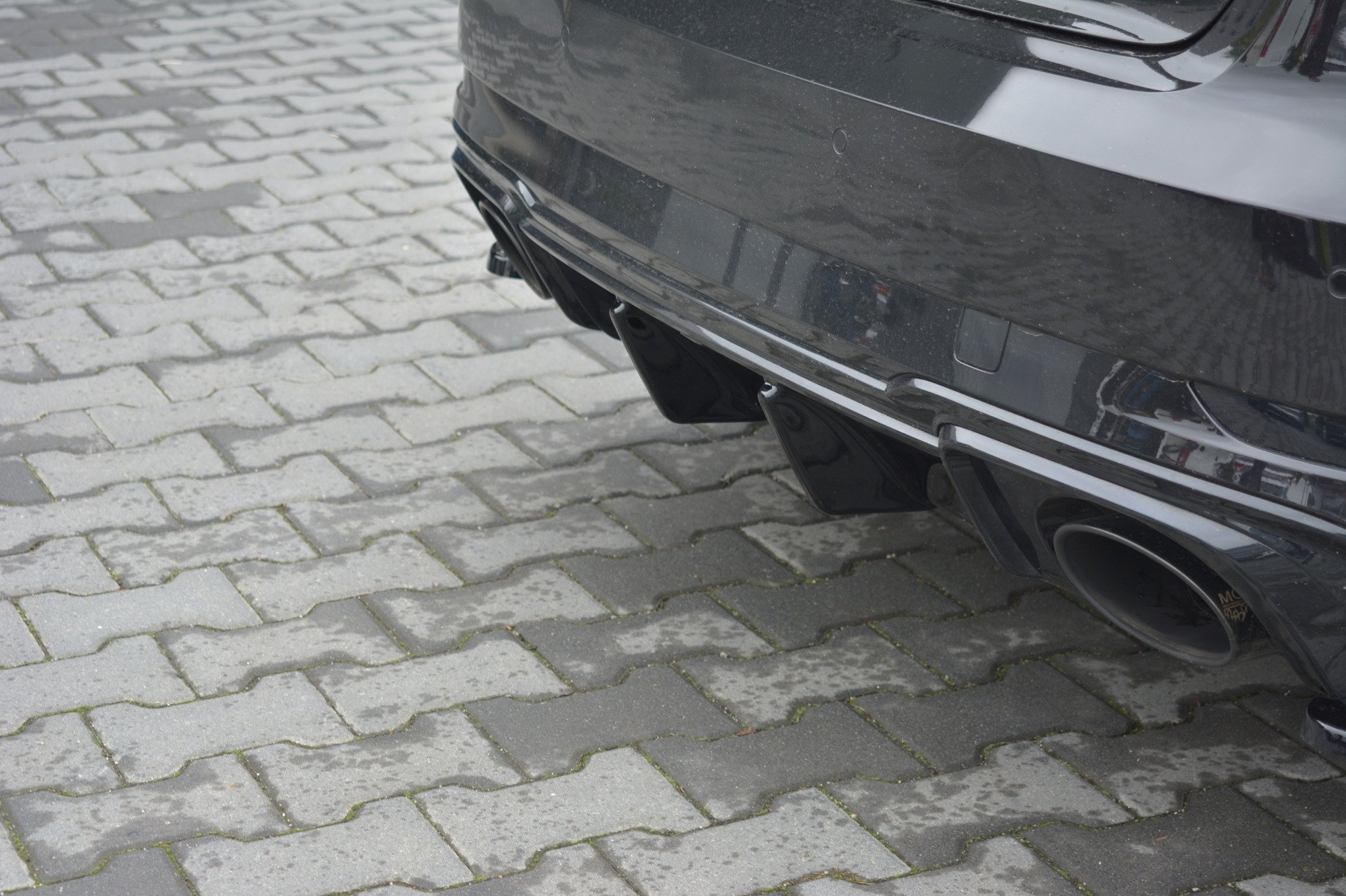 Maxton Design Diffusor Heck Ansatz für Audi RS3 8V FL Sportback schwarz Hochglanz