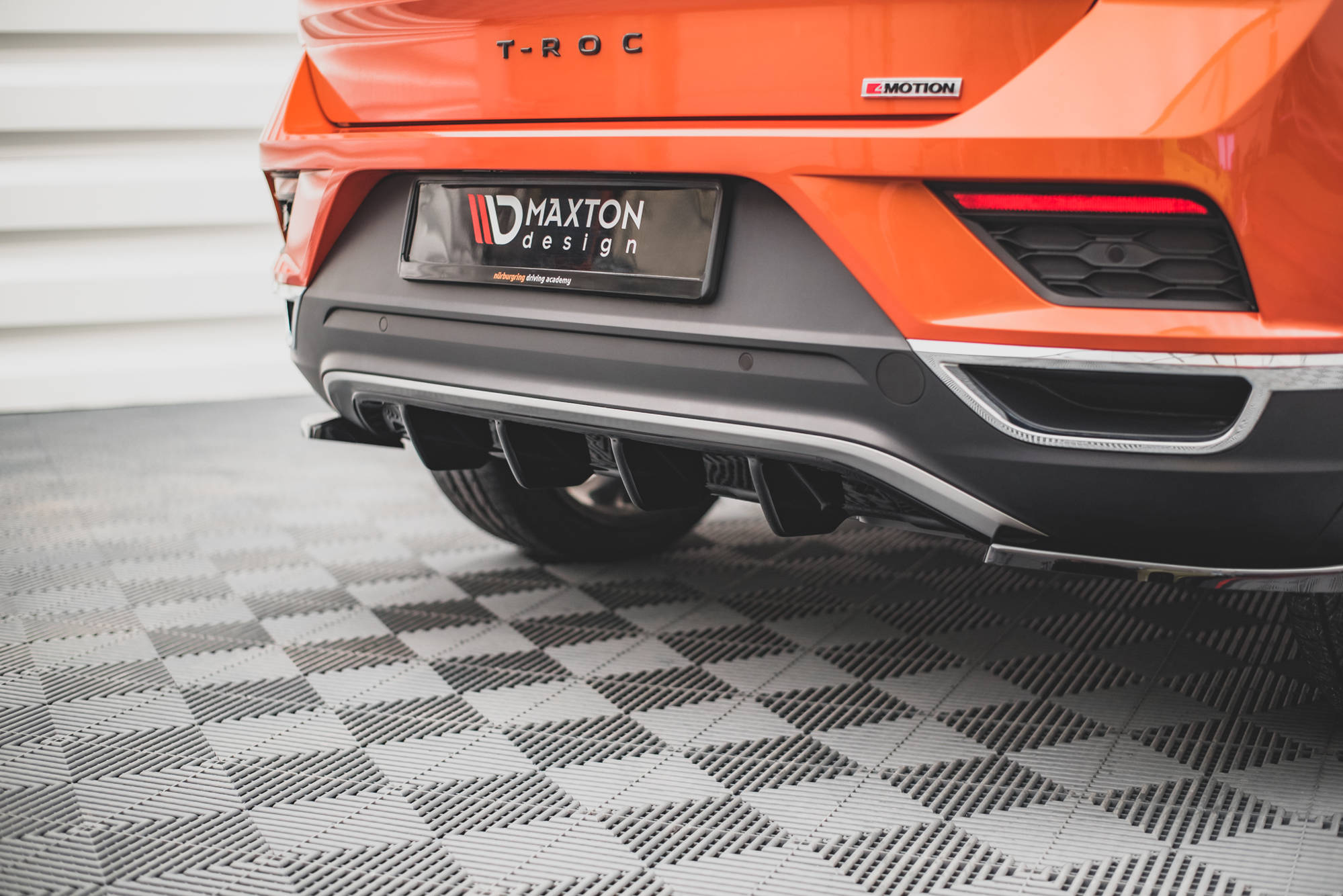 Maxton Design Diffusor Heck Ansatz für Volkswagen T-Roc Mk1 schwarz Hochglanz