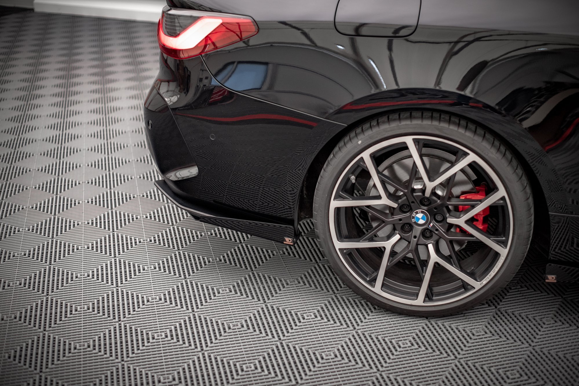Maxton Design Street Pro Heck Ansatz Flaps Diffusor +Flaps für BMW 4er M-Paket G22 schwarz Hochglanz