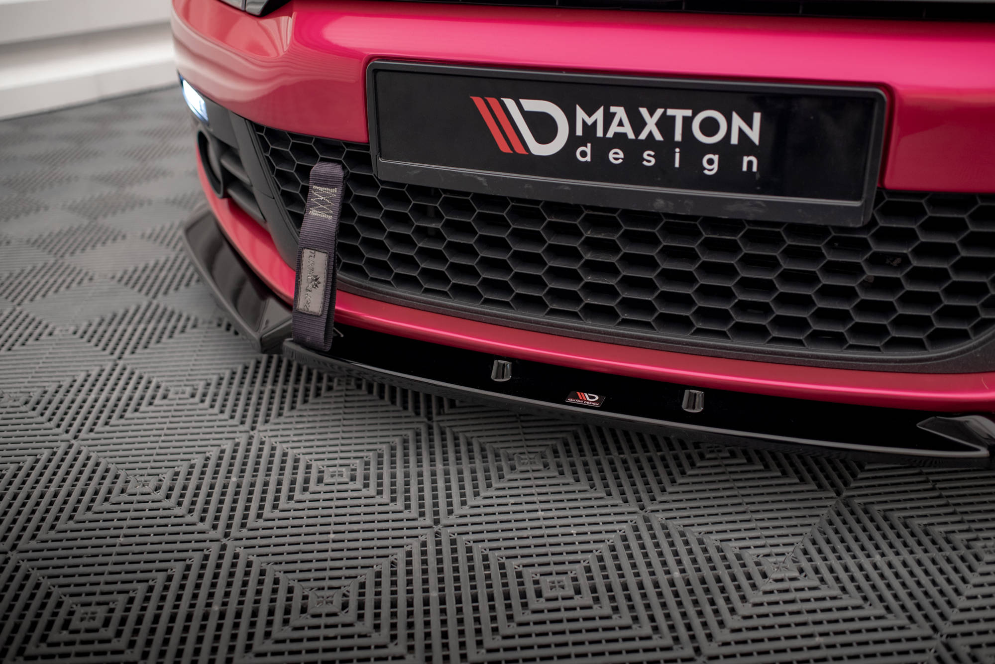 Maxton Design Front Ansatz V.3 für Volkswagen Scirocco Mk3 schwarz Hochglanz