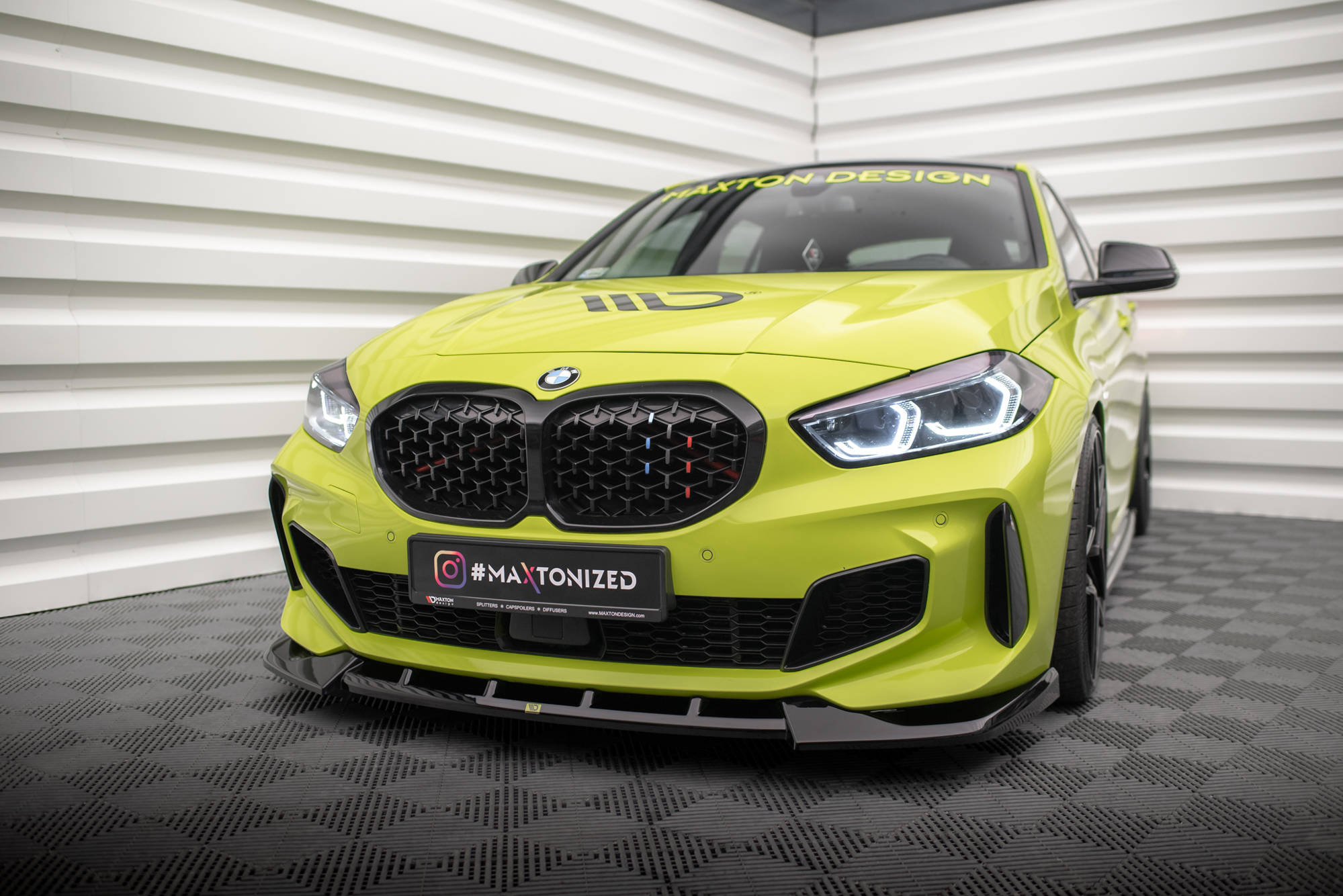 Maxton Design Front Ansatz V.6 für BMW 1er F40 M-Paket / M135i  schwarz Hochglanz