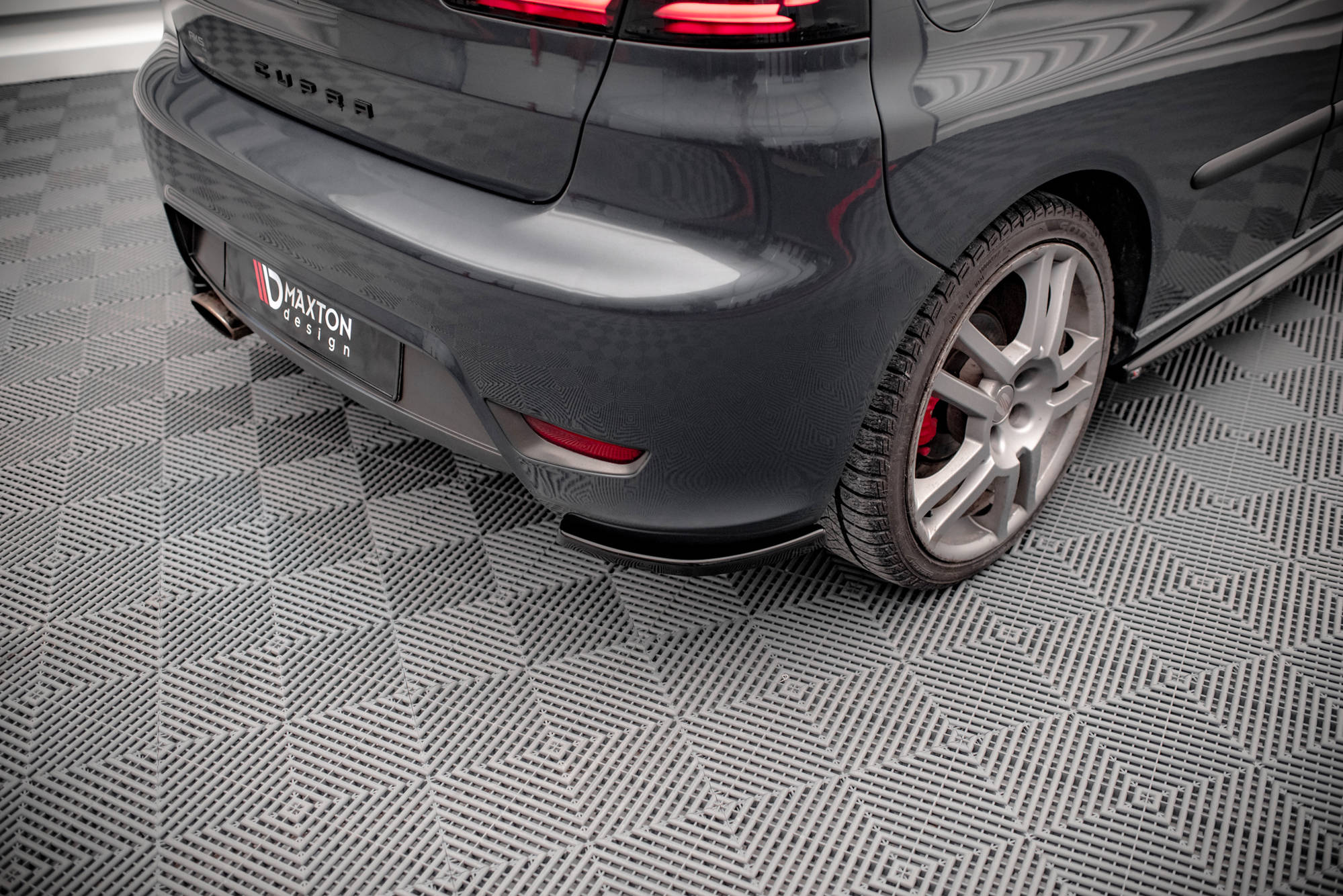 Maxton Design Heck Ansatz Flaps Diffusor für Seat Ibiza Cupra Mk3 schwarz Hochglanz