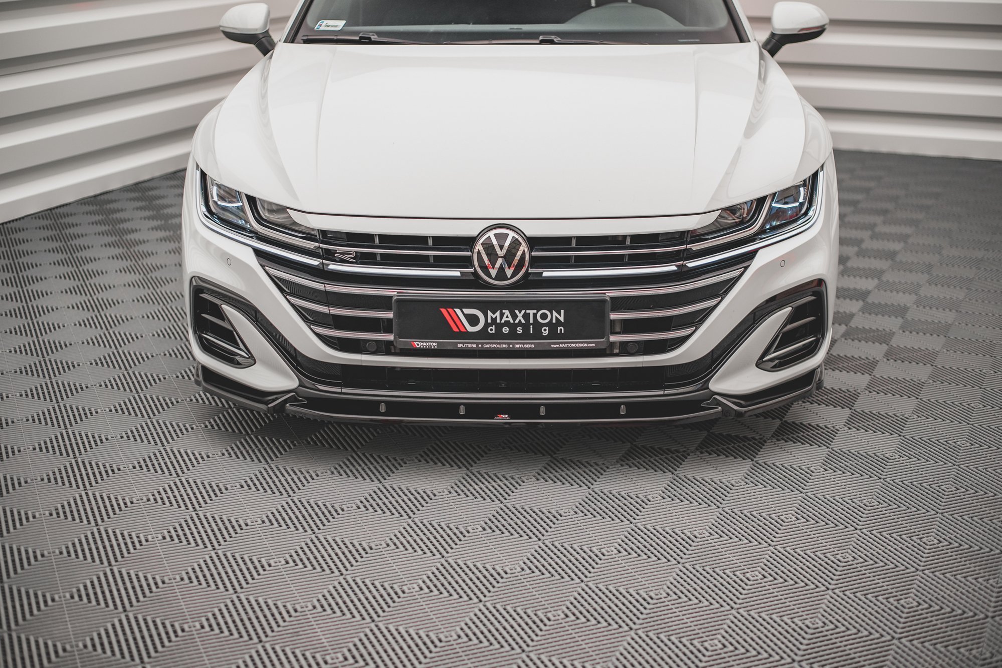 Maxton Design Front Ansatz V.1 für Volkswagen Arteon R-Line Facelift schwarz Hochglanz