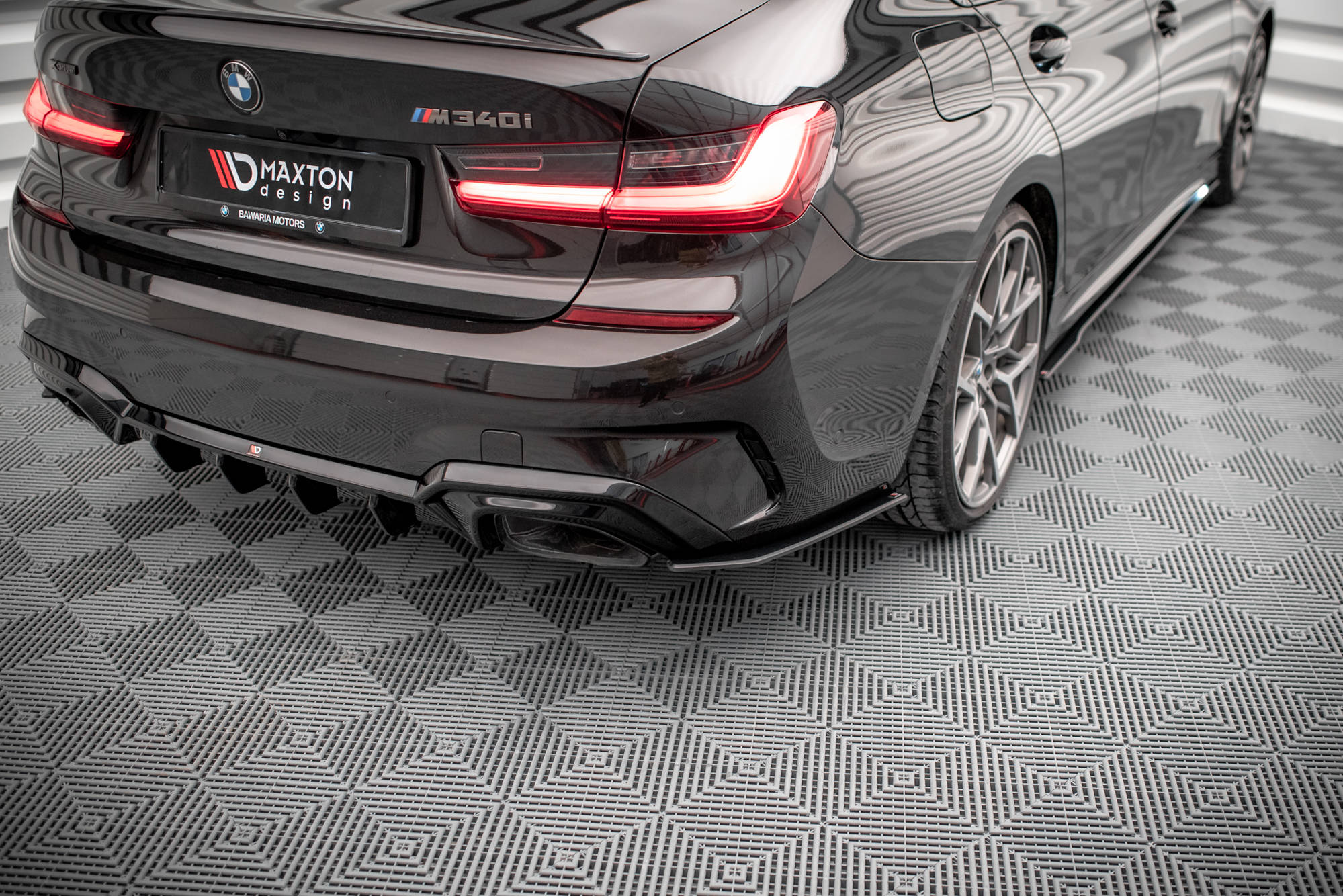 Maxton Design Street Pro Heck Ansatz Flaps Diffusor V.2 für BMW M340i G20 / G21